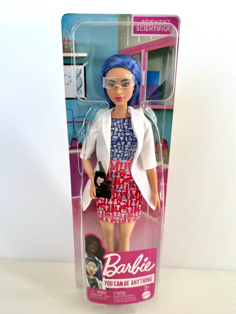 🩷NIB. Barbie You Can Be Anything Scientist Doll With blue hair